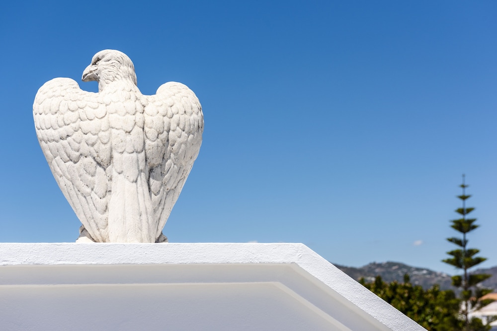 Apartamentos Toboso Plaza — Hotel building in Nerja, Andalusia