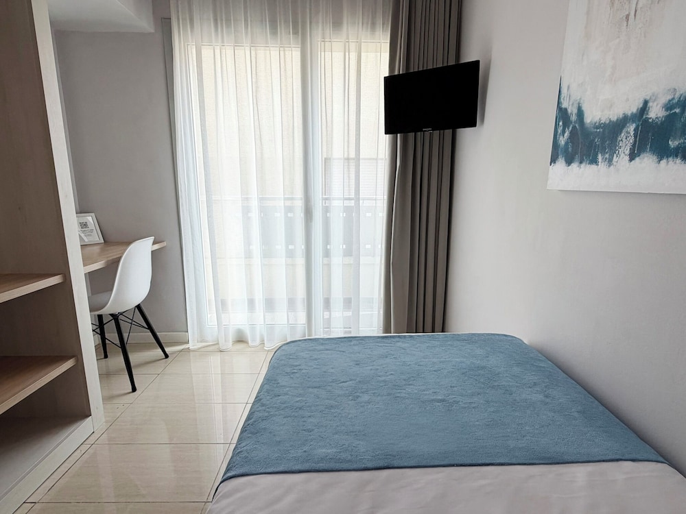 Hotel Excelsior — Hotel rooms in Lloret de Mar, Catalonia