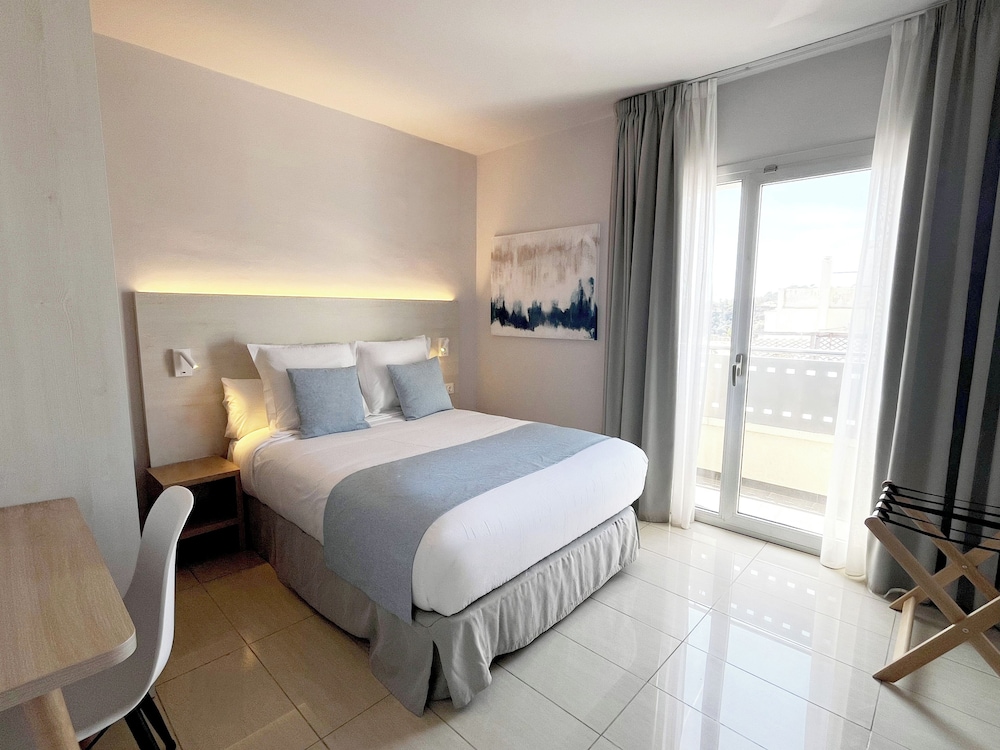 Hotel Excelsior — Hotel rooms in Lloret de Mar, Catalonia