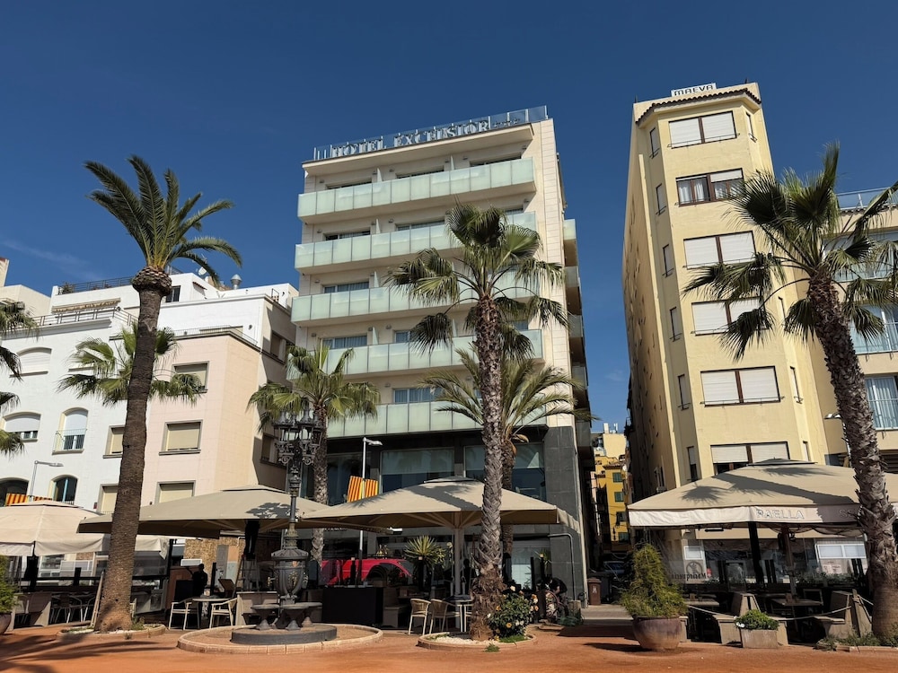 Hotel Excelsior — Hotel building in Lloret de Mar, Catalonia