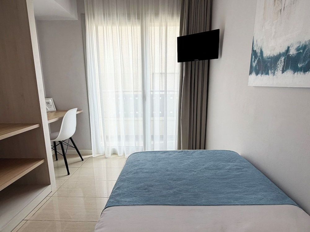 Hotel Excelsior — Hotel rooms in Lloret de Mar, Catalonia