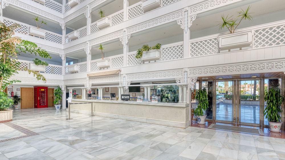 Playavera Hotel - Naturist Friendly — Hotel building in Vera, Andalusia