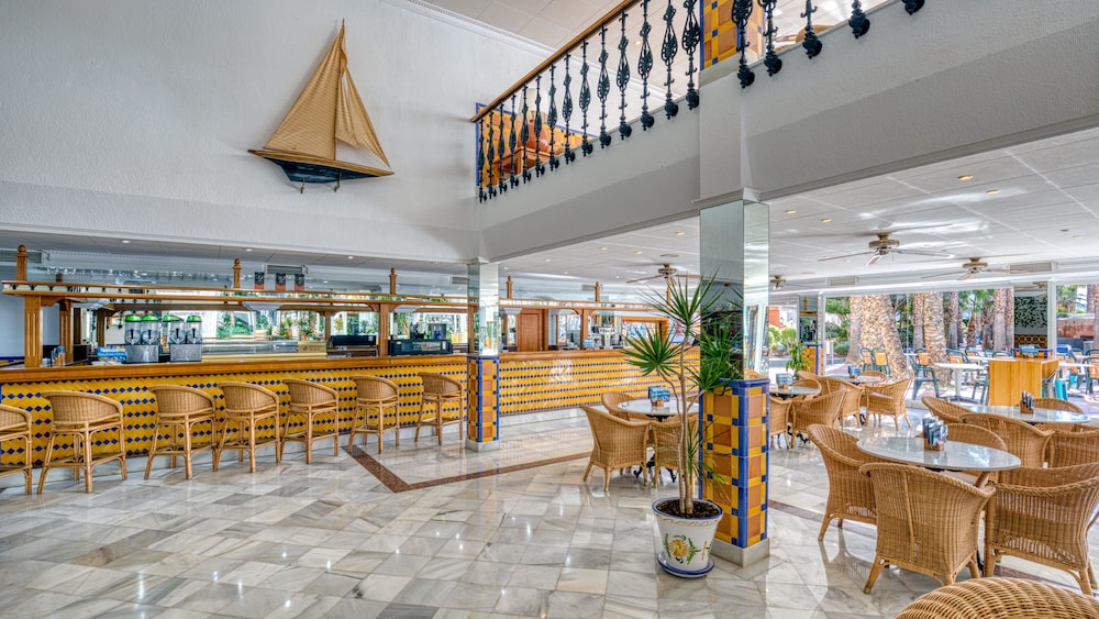 Playavera Hotel - Naturist Friendly — Restaurant & bars in Vera, Andalusia