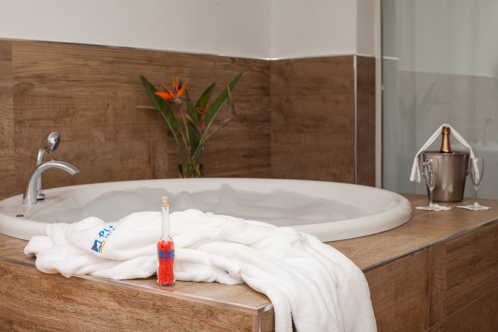 Playavera Hotel - Naturist Friendly — Spa in Vera, Andalusia