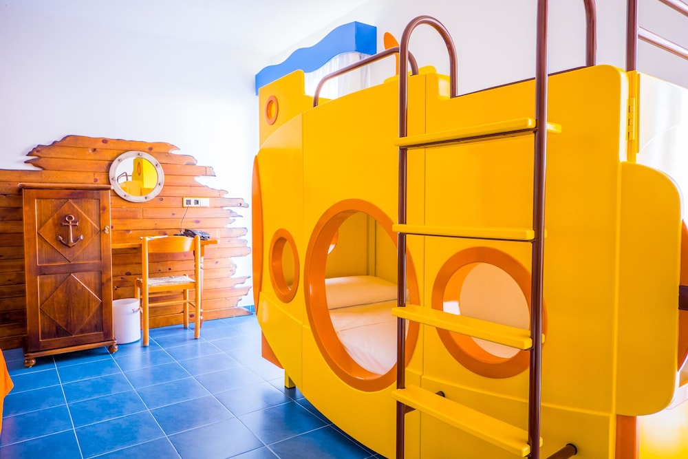 Diver Roquetas Hotel — Attractions for children in Roquetas de Mar, Andalusia