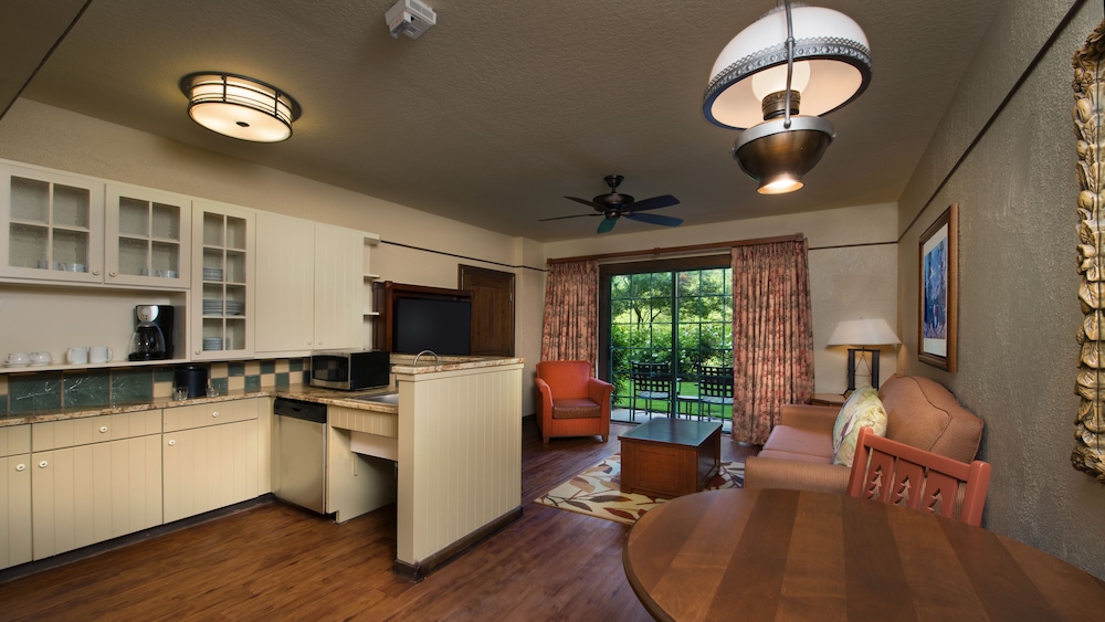 Boulder Ridge Villas at Disney's Wilderness Lodge — Hotel rooms in Walt Disney World Resort, Florida