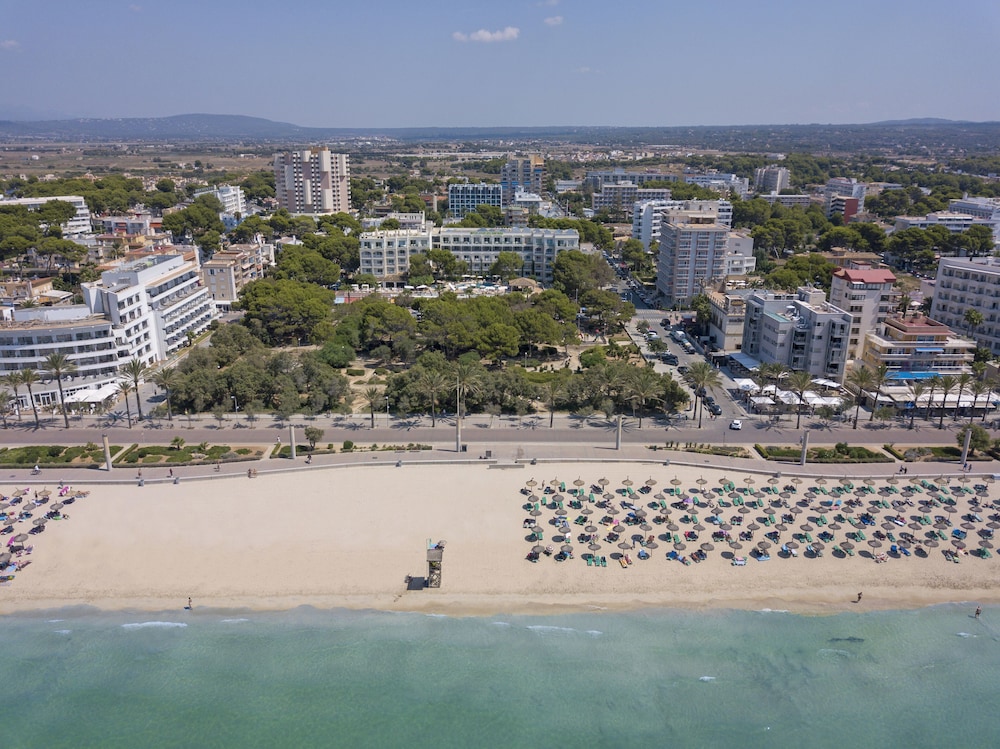 Aparthotel Houm Plaza Son Rigo — Beach in Playa de Palma, Balearic Islands