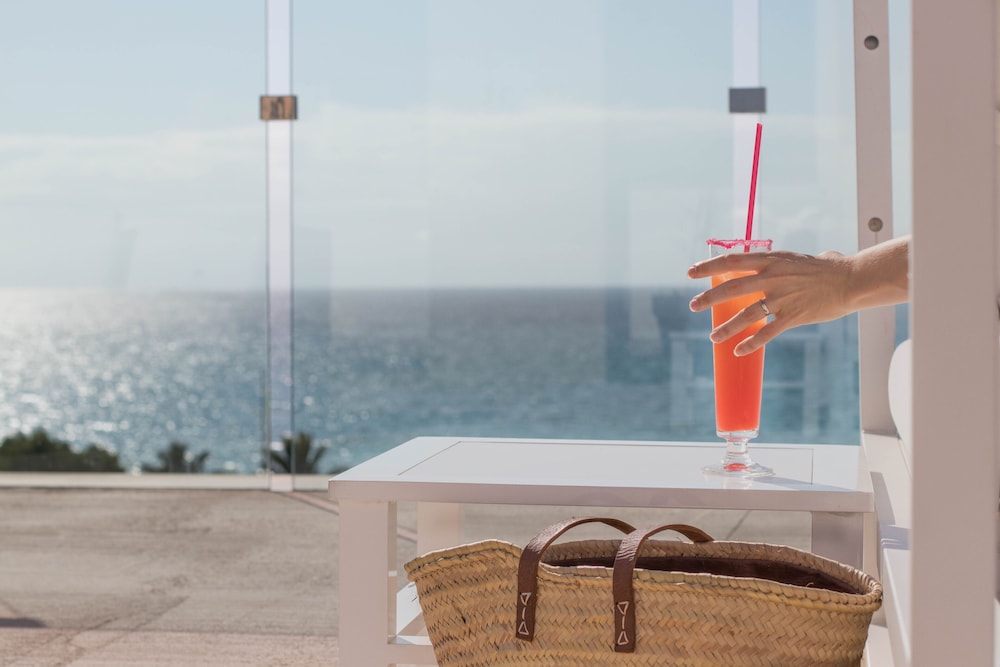 Aparthotel Houm Plaza Son Rigo — Restaurant & bars in Playa de Palma, Balearic Islands