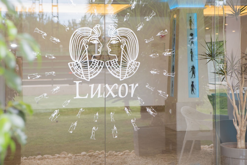 Hotel Luxor — Hotel building in Playa de Palma, Balearic Islands