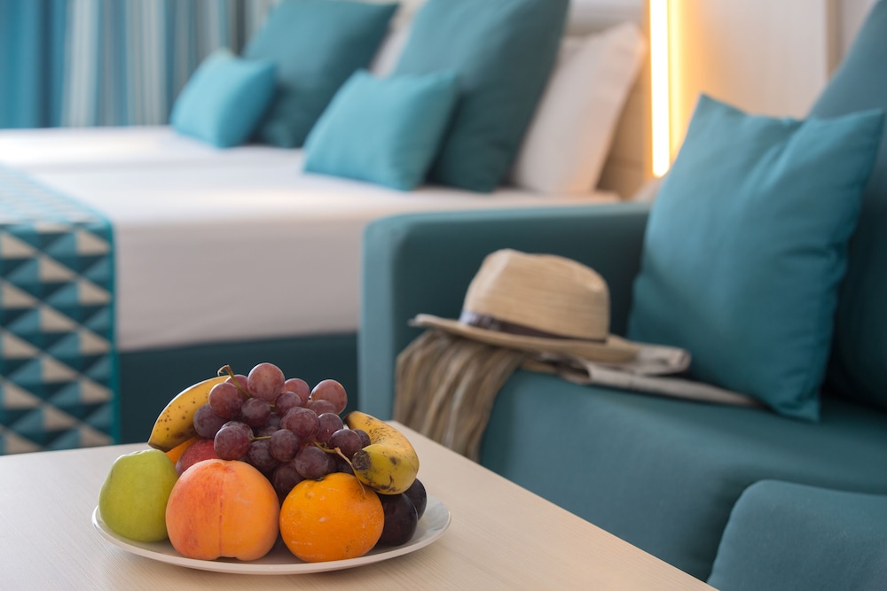 Hotel Luxor — Hotel rooms in Playa de Palma, Balearic Islands