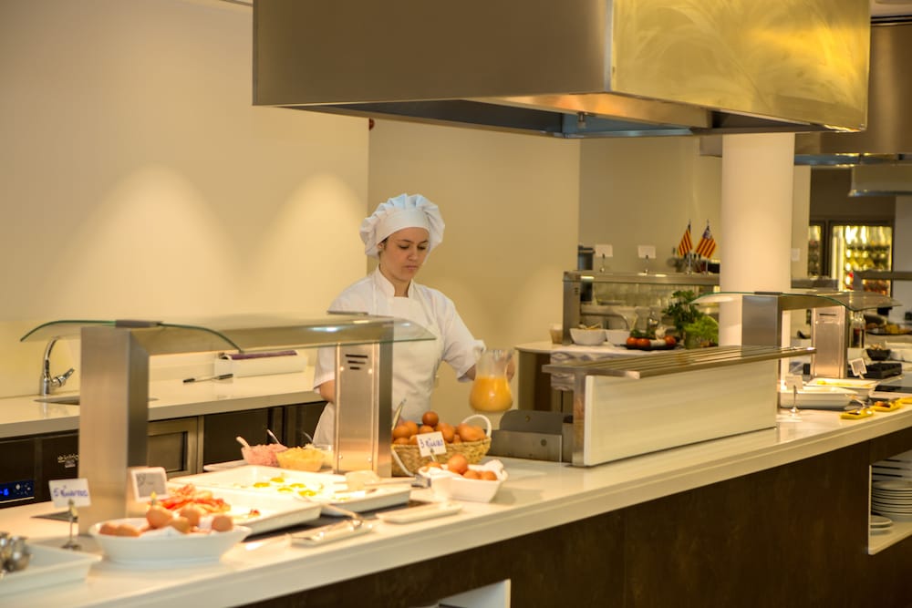 Hotel Luxor — Restaurant & bars in Playa de Palma, Balearic Islands