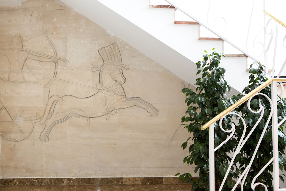 Hotel Luxor — Hotel building in Playa de Palma, Balearic Islands