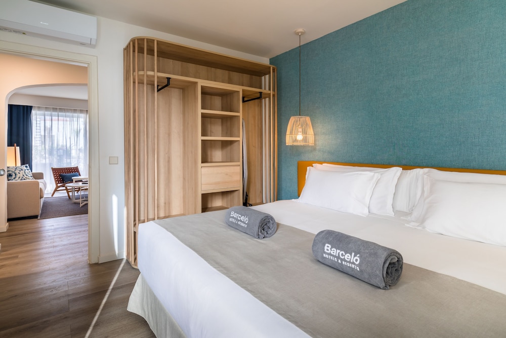 Barceló Fuerteventura Royal Level - Adults Only — Hotel rooms in Costa de Antigua, Canary Islands