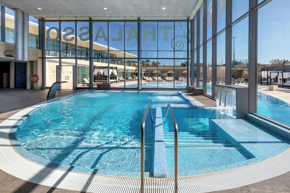 Barceló Fuerteventura Royal Level - Adults Only — Swimming pool in Costa de Antigua, Canary Islands