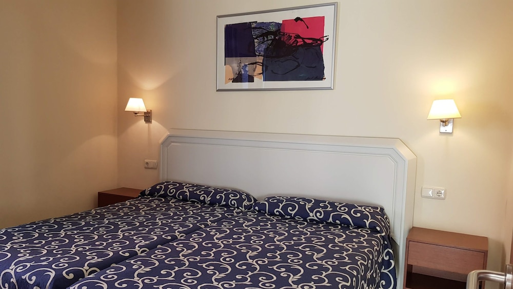 Caybeach Caleta — Hotel rooms in Costa de Antigua, Canary Islands
