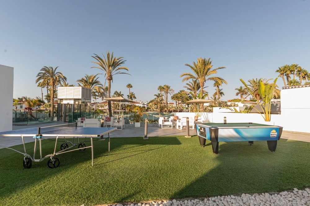 Hotel LIVVO Dunagolf Suites — Sports & recreation in Maspalomas, Canary Islands