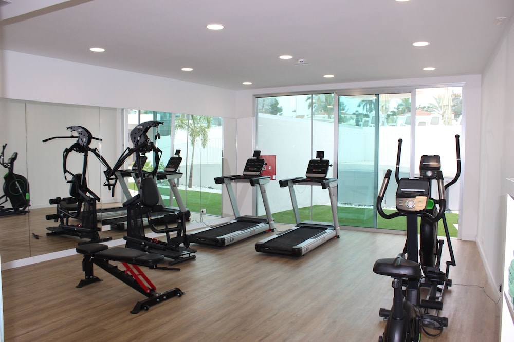 Hotel LIVVO Dunagolf Suites — Sports & recreation in Maspalomas, Canary Islands