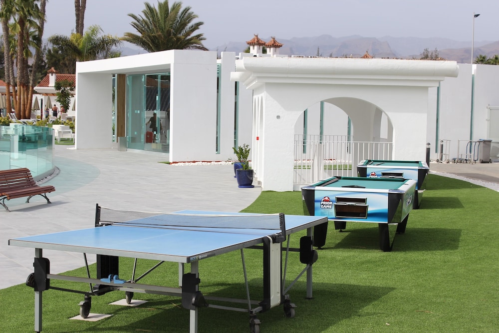 Hotel LIVVO Dunagolf Suites — Sports & recreation in Maspalomas, Canary Islands