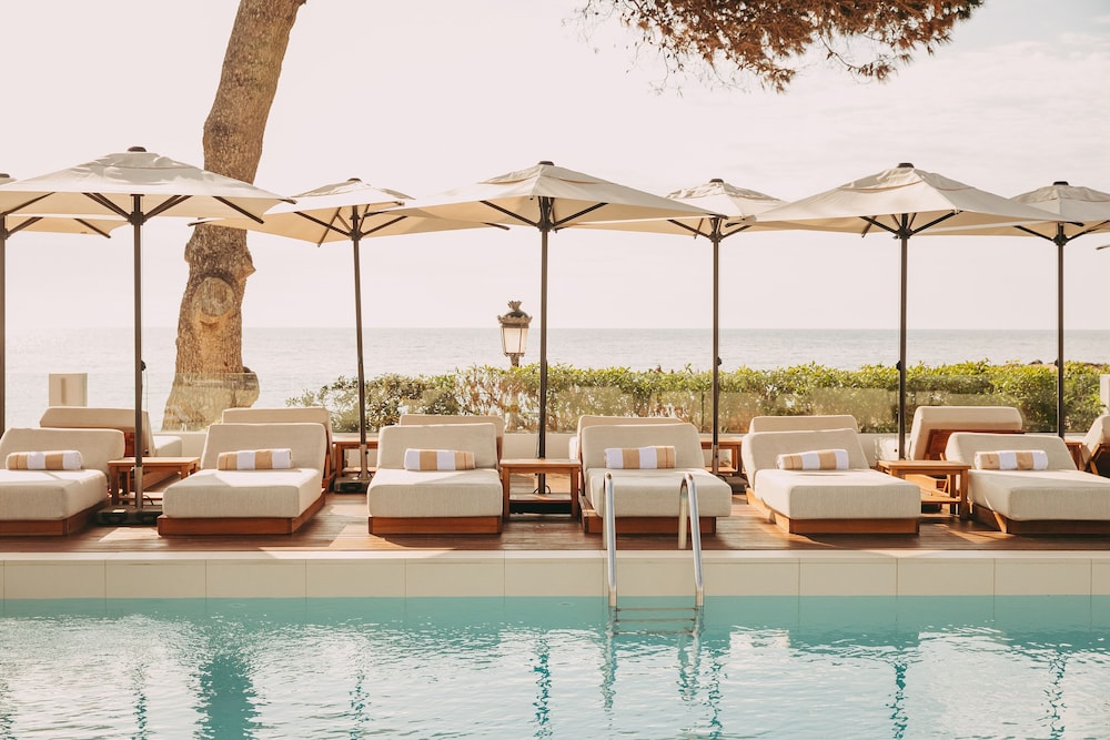 Hotel Riomar Ibiza, A Tribute Portfolio Hotel — Swimming pool in Santa Eulalia, Balearic Islands