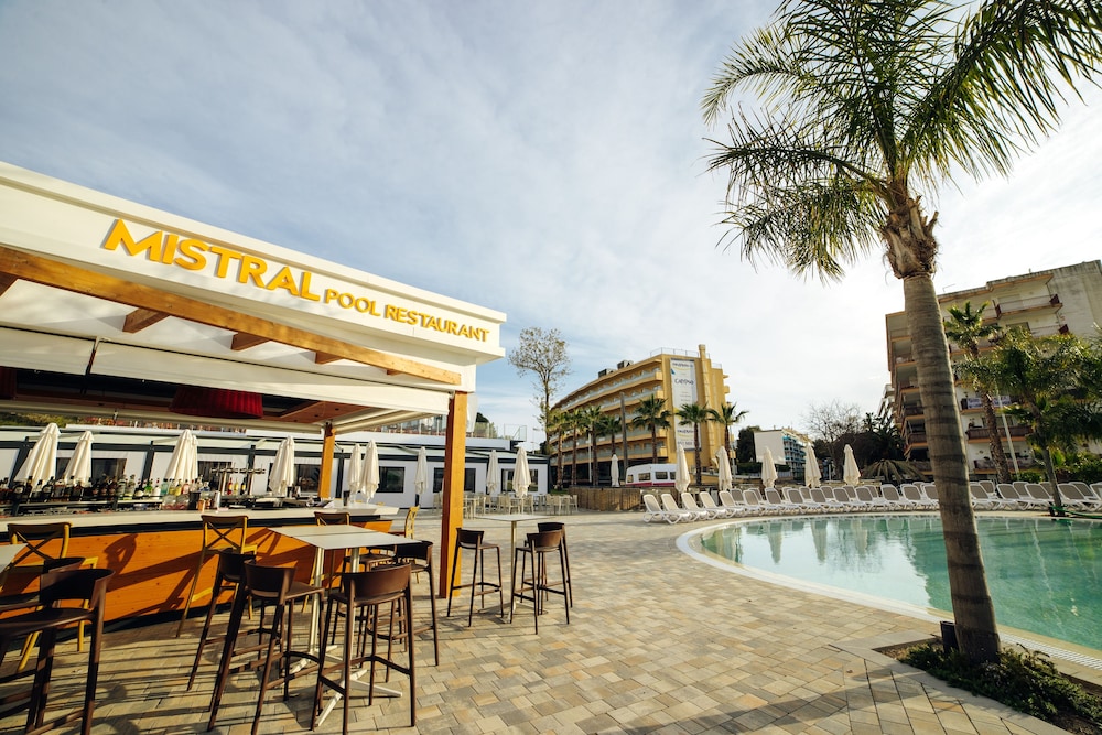 Alannia Salou Resort — Restaurant in Salou, Catalonia