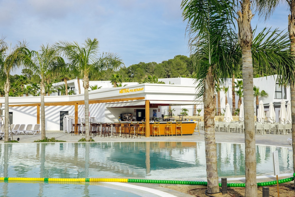 Alannia Salou Resort — Restaurant in Salou, Catalonia