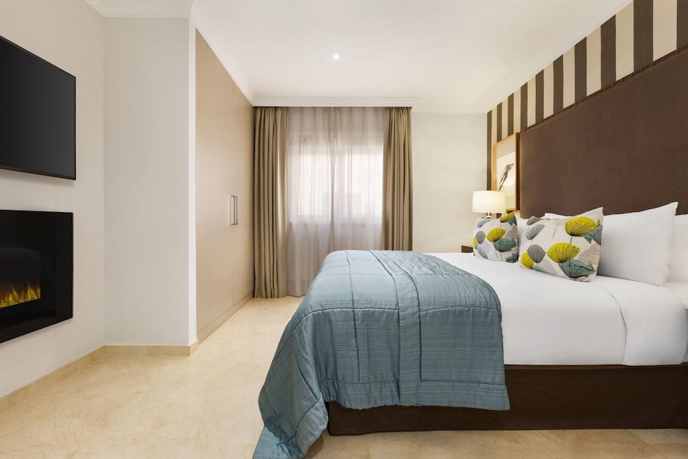 Wyndham Residences Costa Adeje — Hotel rooms in Costa Adeje, Canary Islands