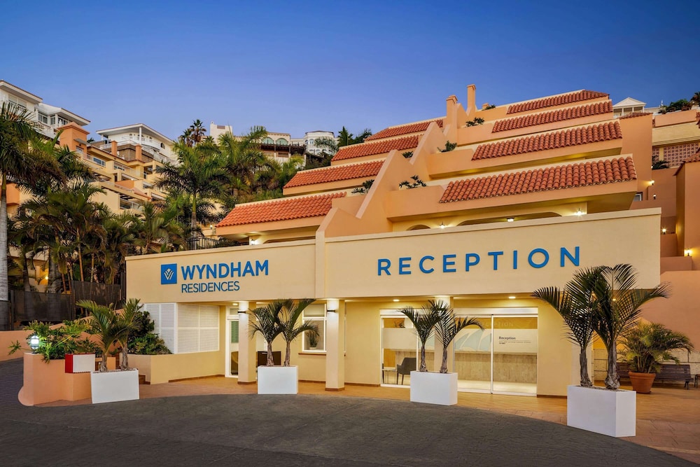 Wyndham Residences Costa Adeje — Hotel building in Costa Adeje, Canary Islands