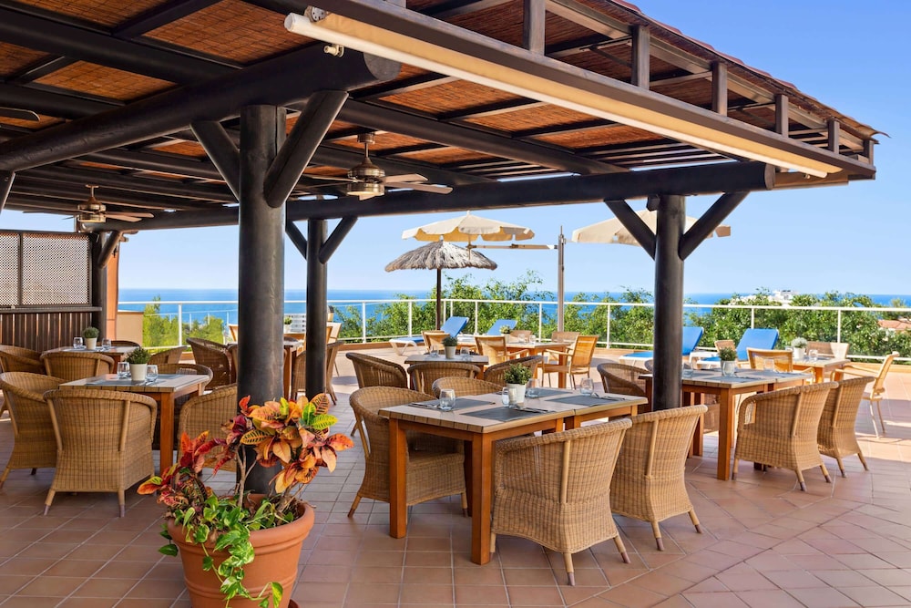 Wyndham Residences Costa Adeje — Restaurant & bars in Costa Adeje, Canary Islands