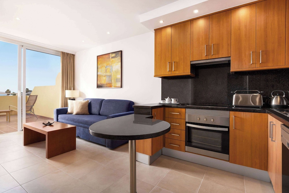 Wyndham Residences Costa Adeje — Hotel rooms in Costa Adeje, Canary Islands