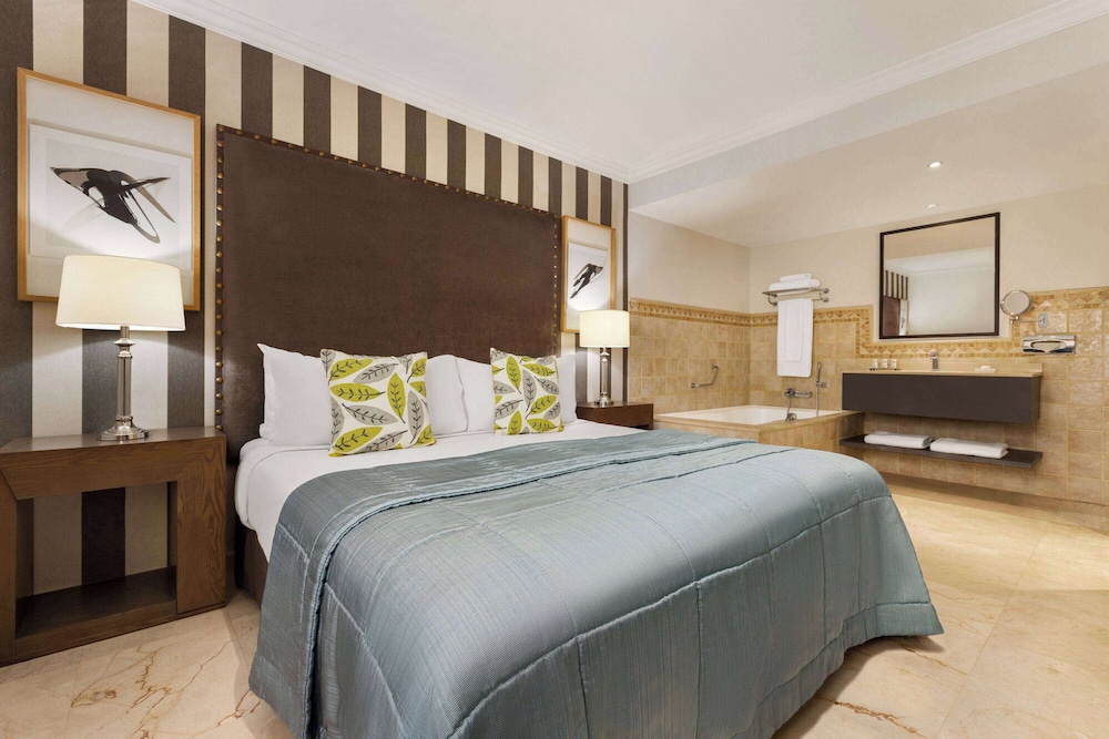 Wyndham Residences Costa Adeje — Hotel rooms in Costa Adeje, Canary Islands