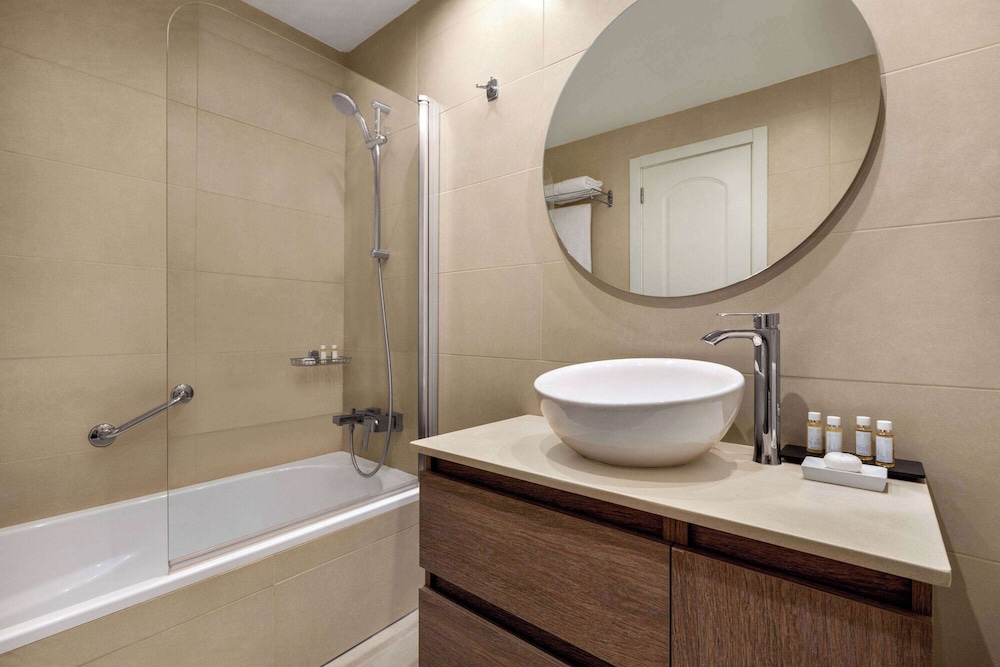 Wyndham Residences Costa Adeje — Hotel rooms in Costa Adeje, Canary Islands