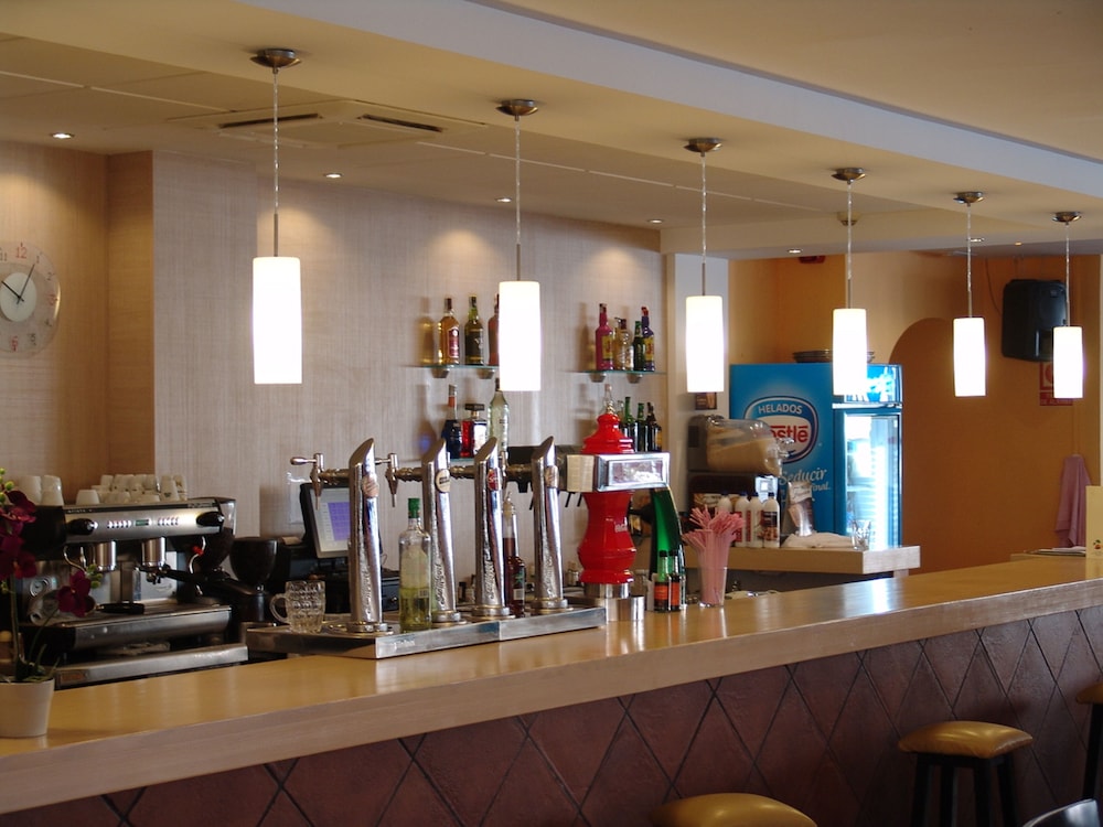 Crown Resorts Club Marbella — Restaurant & bars in Mijas, Andalusia