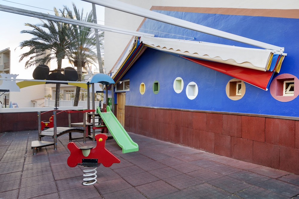 Crown Resorts Club Marbella — Attractions for children in Mijas, Andalusia