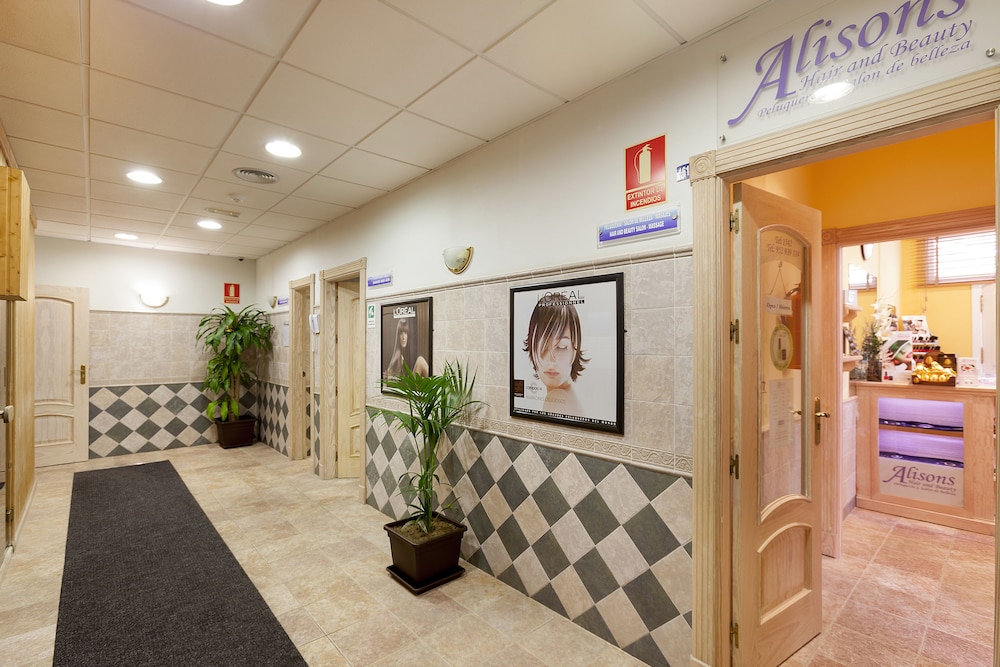 Crown Resorts Club Marbella — Spa in Mijas, Andalusia