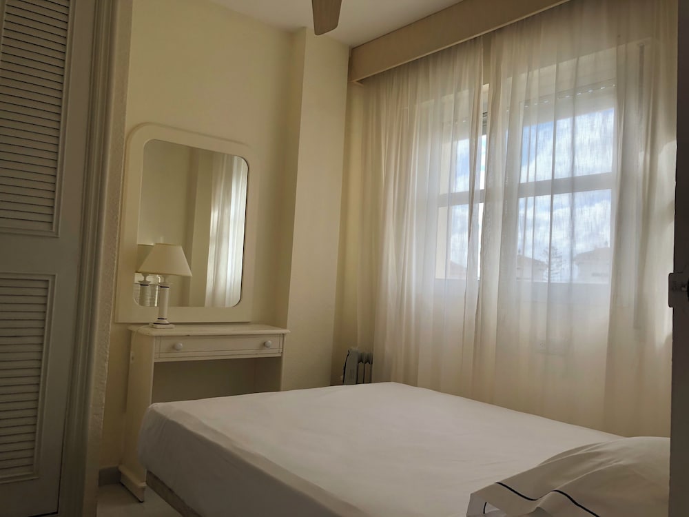 Crown Resorts Club Marbella — Hotel rooms in Mijas, Andalusia