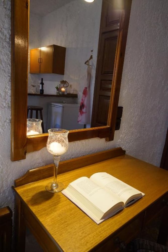 Flamingos Hotel by GHH — Hotel rooms in Chania