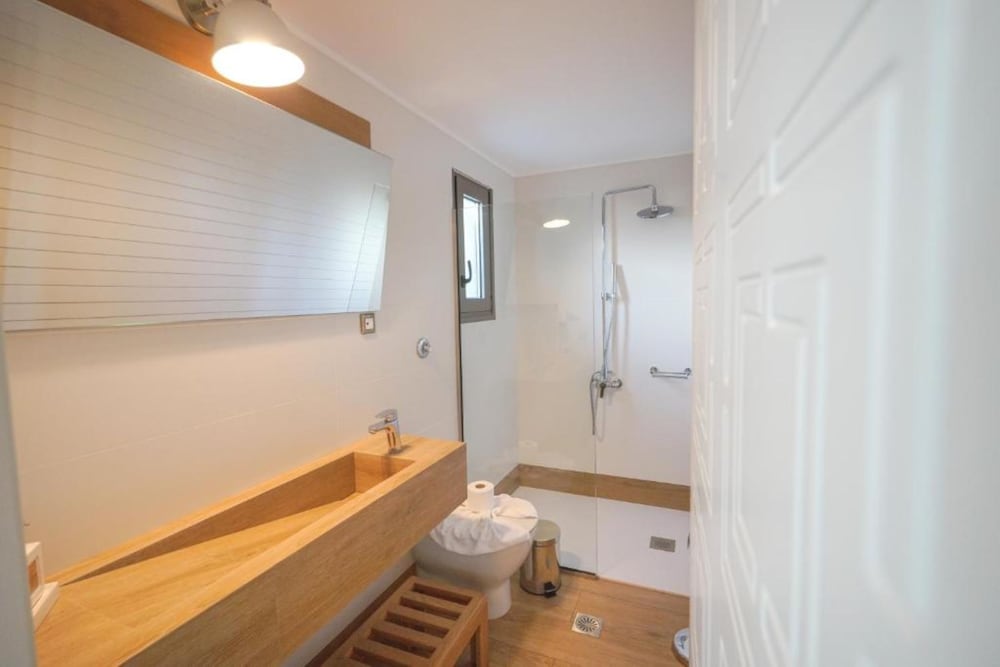 Flamingos Hotel by GHH — Hotel rooms in Chania
