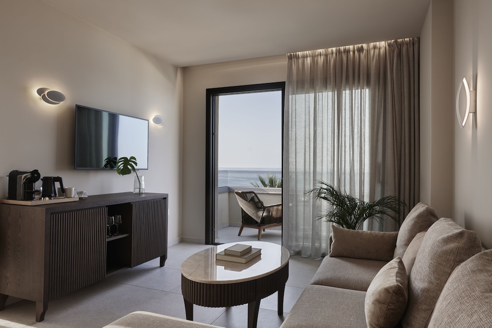 AMIRA LUXURY RESORT & SPA — Hotel rooms in Rethymnon
