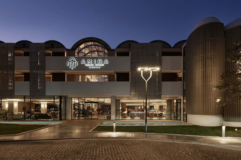 AMIRA LUXURY RESORT & SPA — Hotel building in Rethymnon
