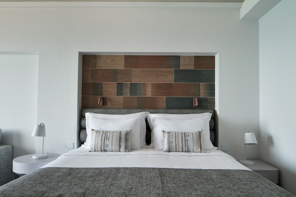 AMIRA LUXURY RESORT & SPA — Hotel rooms in Rethymnon