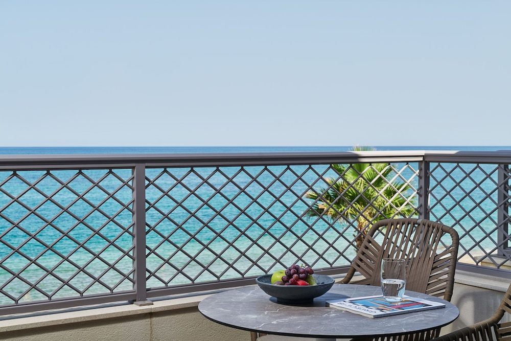 AMIRA LUXURY RESORT & SPA — Hotel rooms in Rethymnon