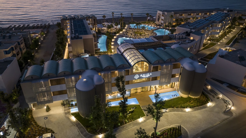 AMIRA LUXURY RESORT & SPA — Hotel building in Rethymnon