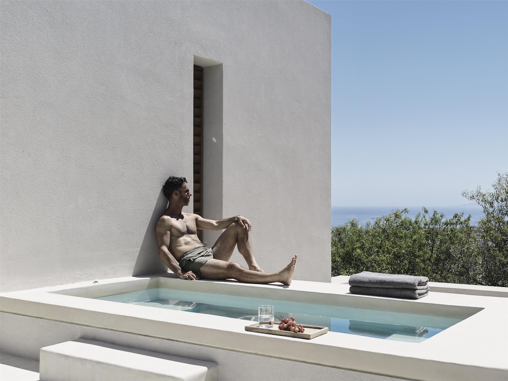 Magma Resort Santorini, Part of The Unbound Collection By Hyatt — Swimming pool in Imerovigli, South Aegean