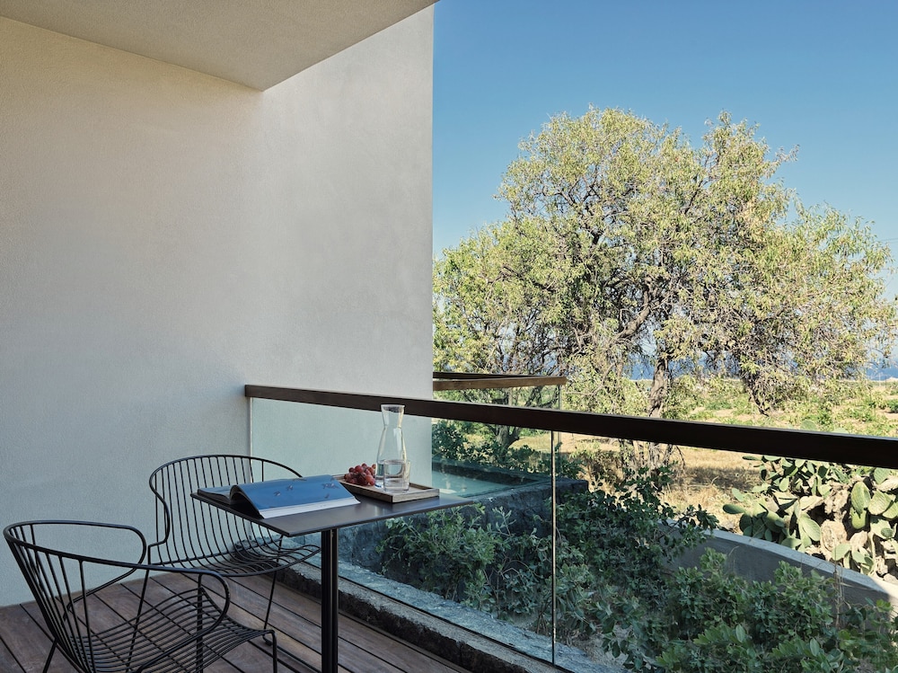Magma Resort Santorini, Part of The Unbound Collection By Hyatt — Hotel rooms in Imerovigli, South Aegean