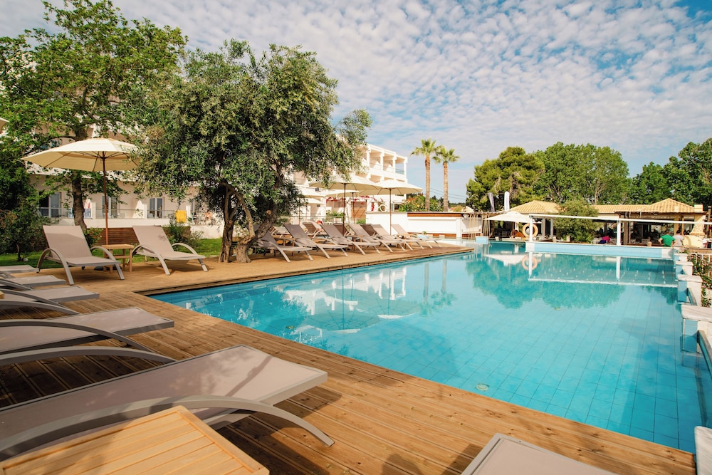 Cavomarina Beach-Adults Only — Swimming pool in Lefkimmi (Corfu), Ionian Islands