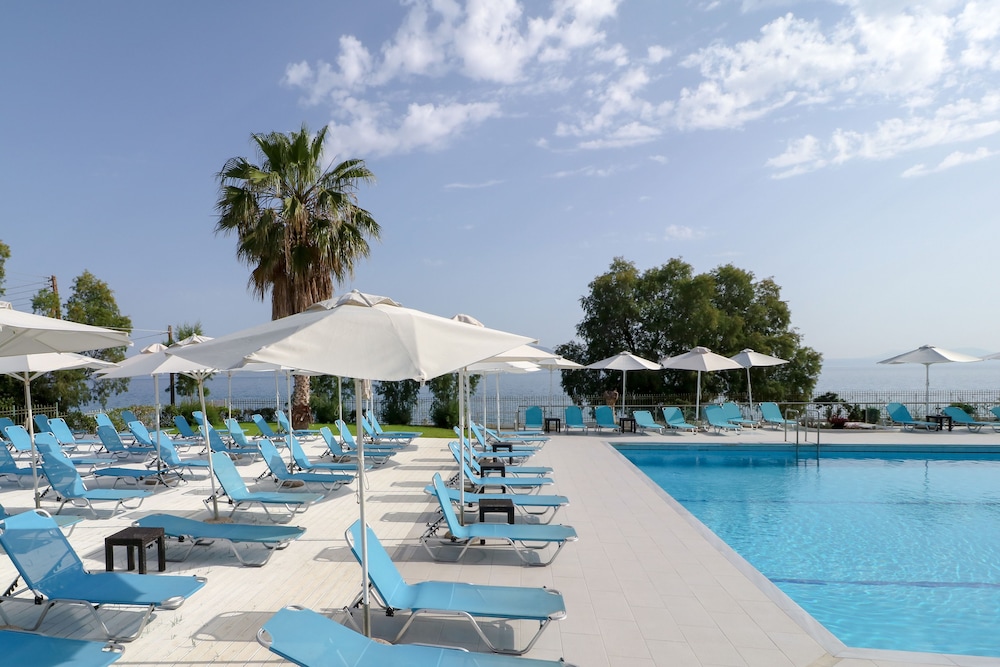 Calamos Beach Hotel by Anayia All Inclusive Resorts — Swimming pool in Marathon, Attica