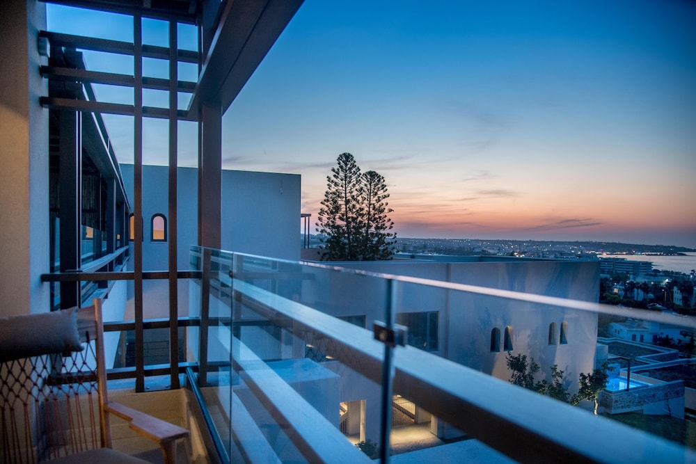 King Minos Retreat Resort & Spa — Hotel building in Hersonissos