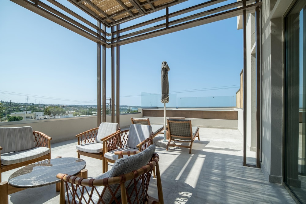 King Minos Retreat Resort & Spa — Hotel building in Hersonissos