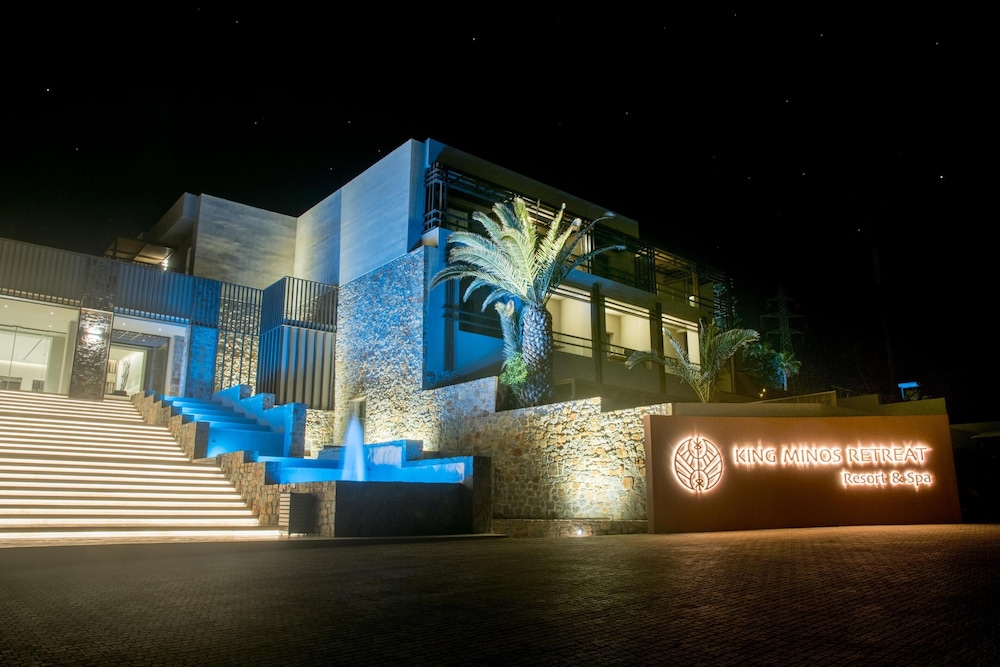 King Minos Retreat Resort & Spa — Hotel building in Hersonissos