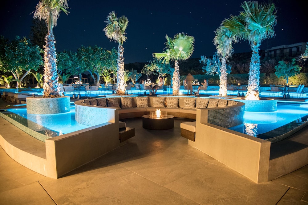 King Minos Retreat Resort & Spa — Restaurant & bars in Hersonissos
